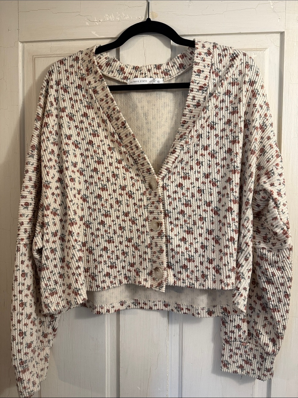 Altar'd State Cream Ribbed Cropped Cardigan with Rust Floral